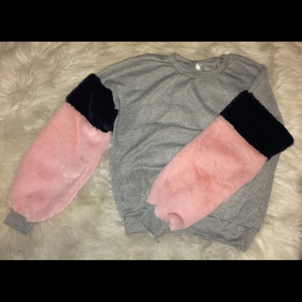 Sweatshirt
